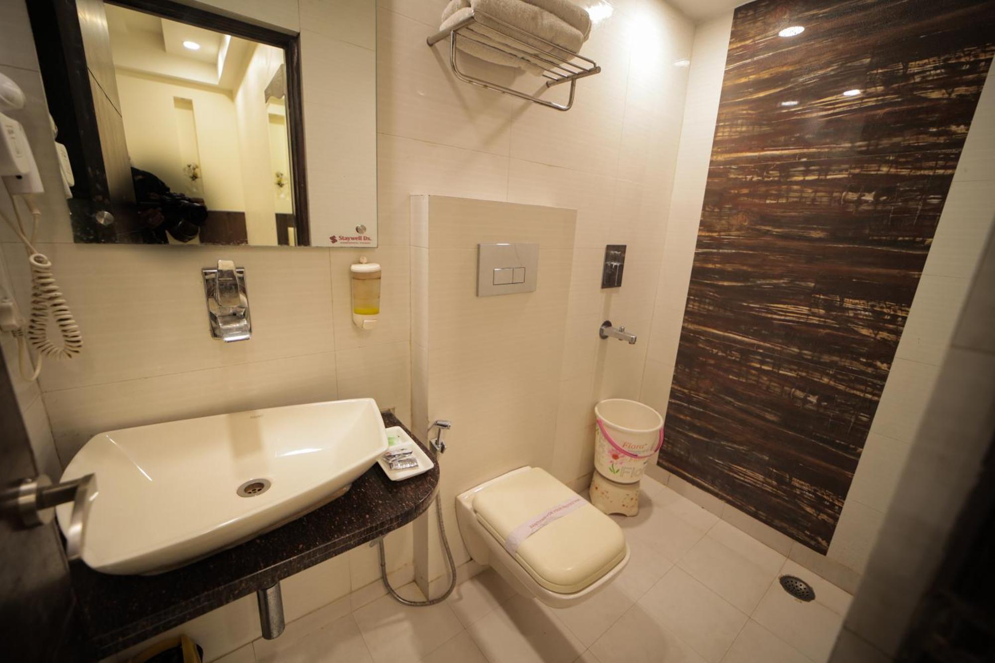 Hotel Stay Well Dx New Delhi Luaran gambar