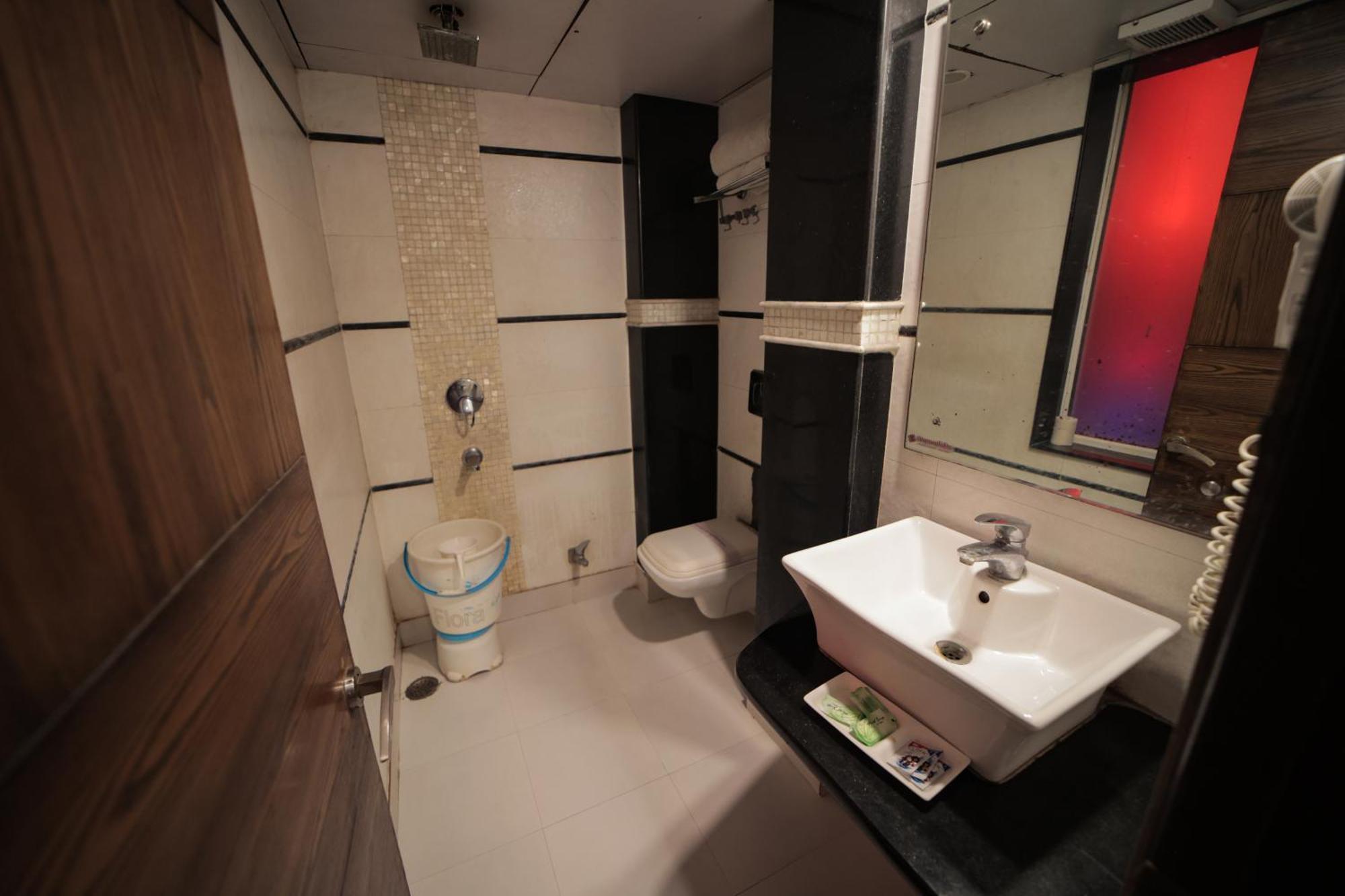 Hotel Stay Well Dx New Delhi Luaran gambar