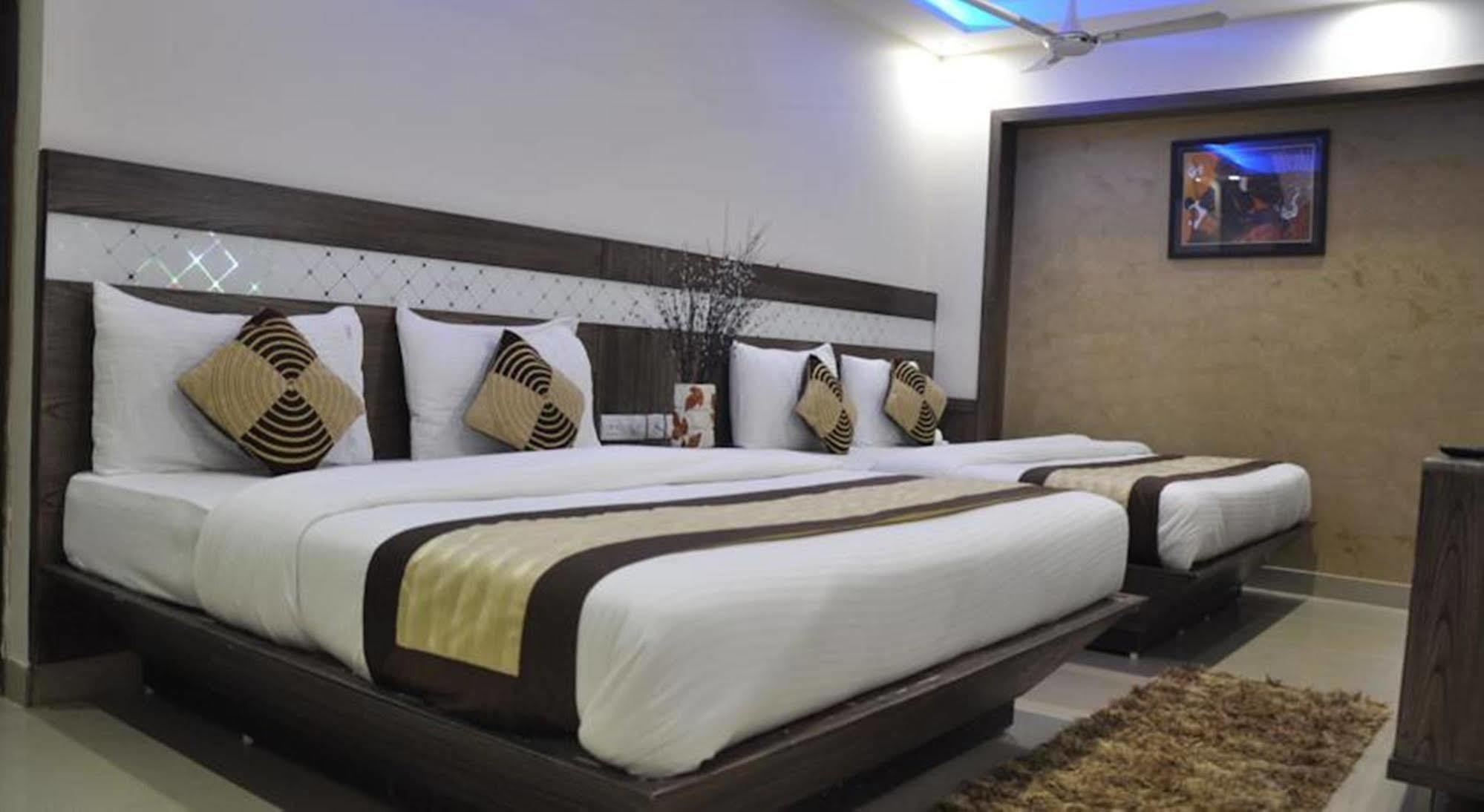 Hotel Stay Well Dx New Delhi Luaran gambar